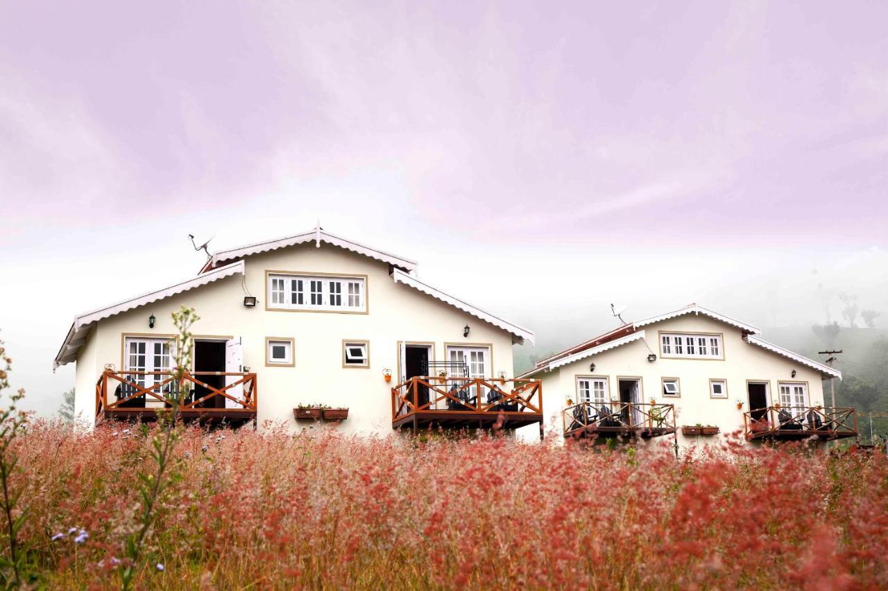 The Realm Hotel Кунур Екстериор снимка